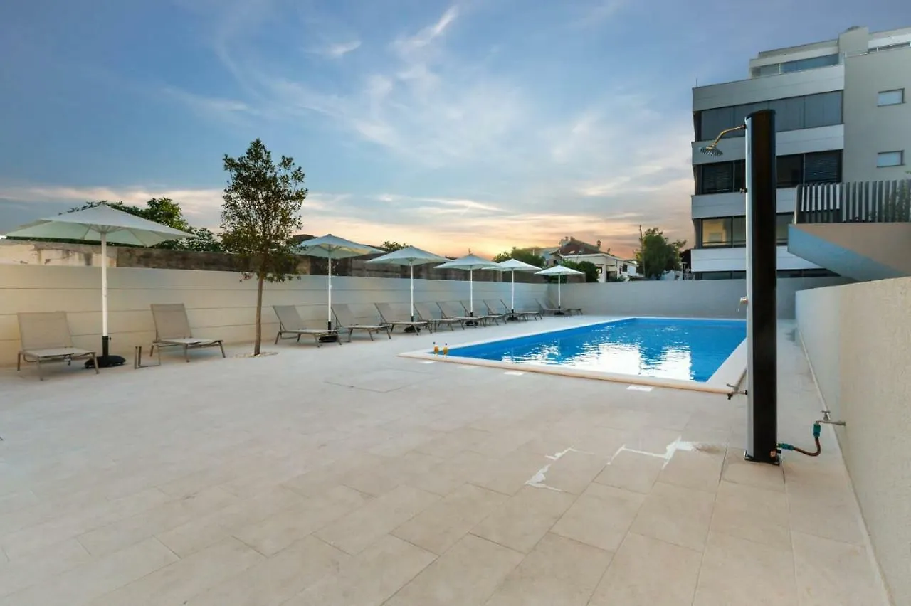 Shell Luxury Residences With Pool And Whirlpool Zadar