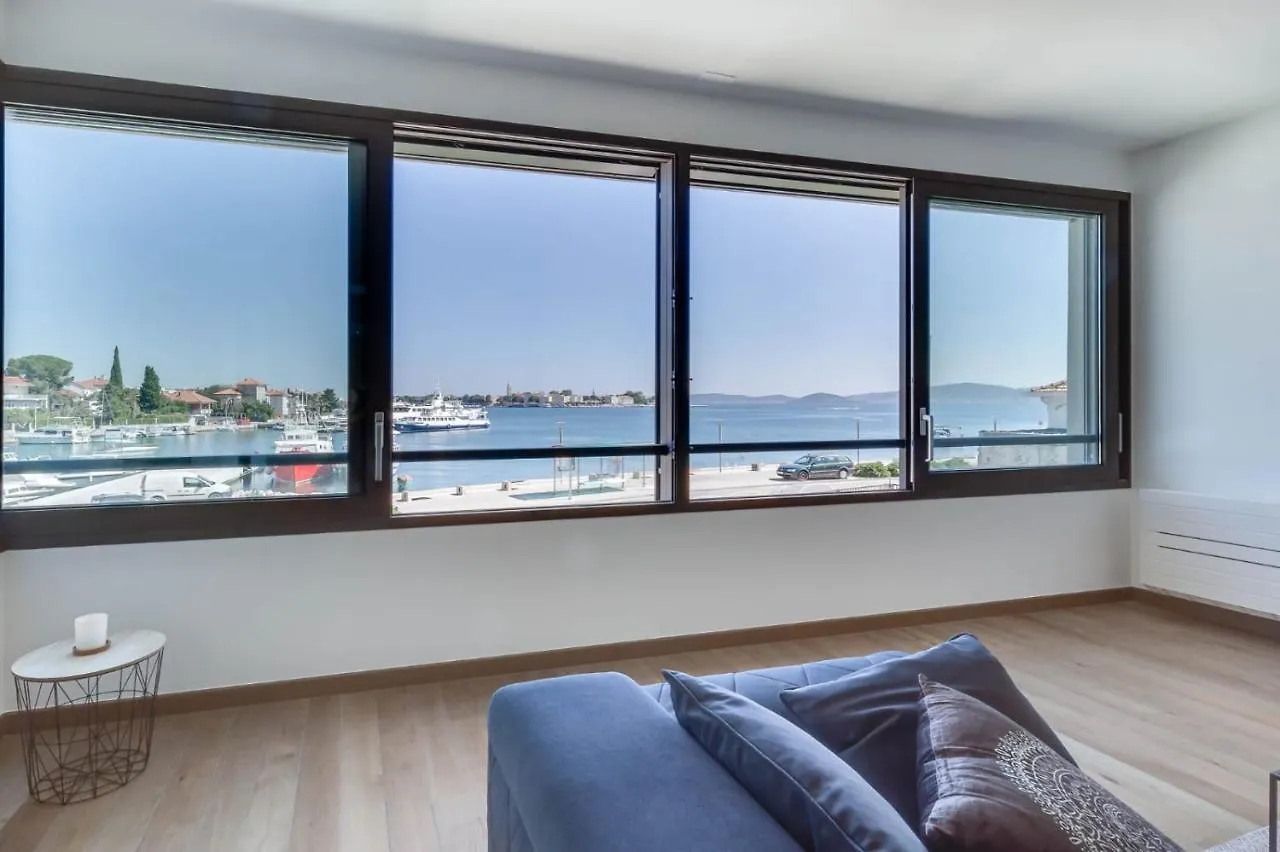 Shell Luxury Residences With Pool And Whirlpool Zadar