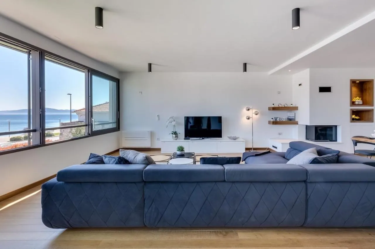 Shell Luxury Residences With Pool And Whirlpool Zadar 0*,