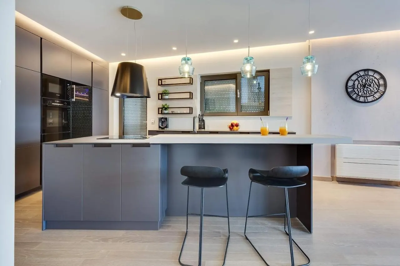 Shell Luxury Residences With Pool And Whirlpool Zadar Croatia