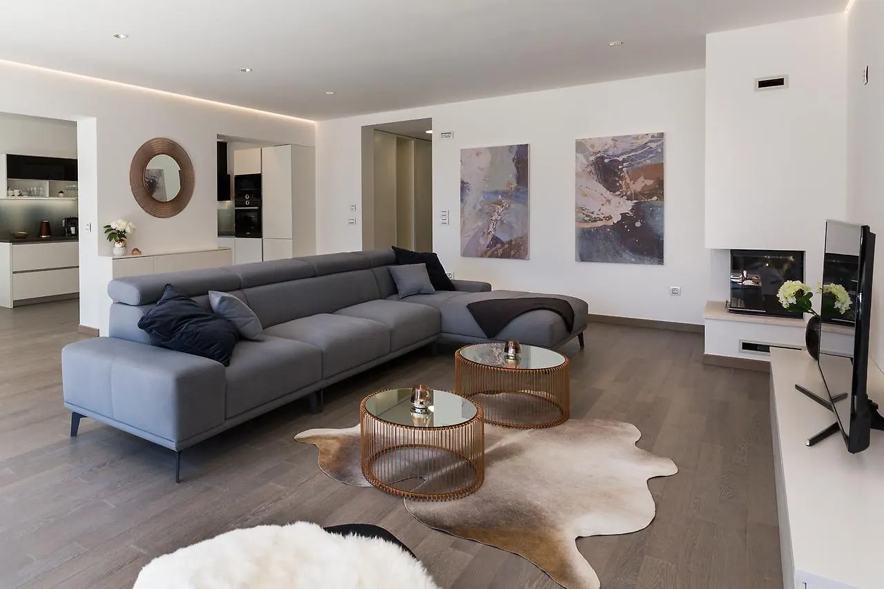 Shell Luxury Residences With Pool And Whirlpool Zadar
