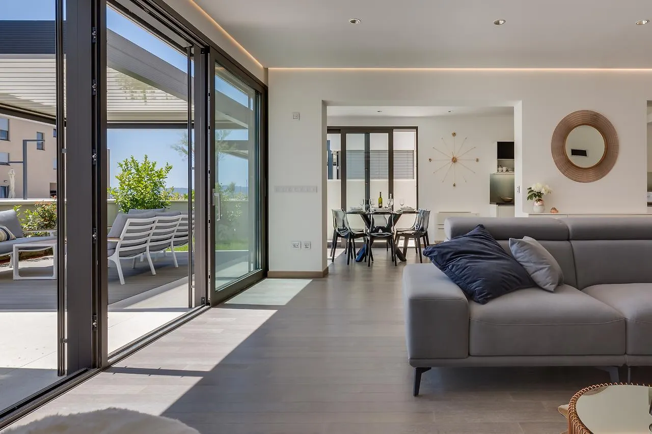 Apartment Shell Luxury Residences With Pool And Whirlpool Zadar