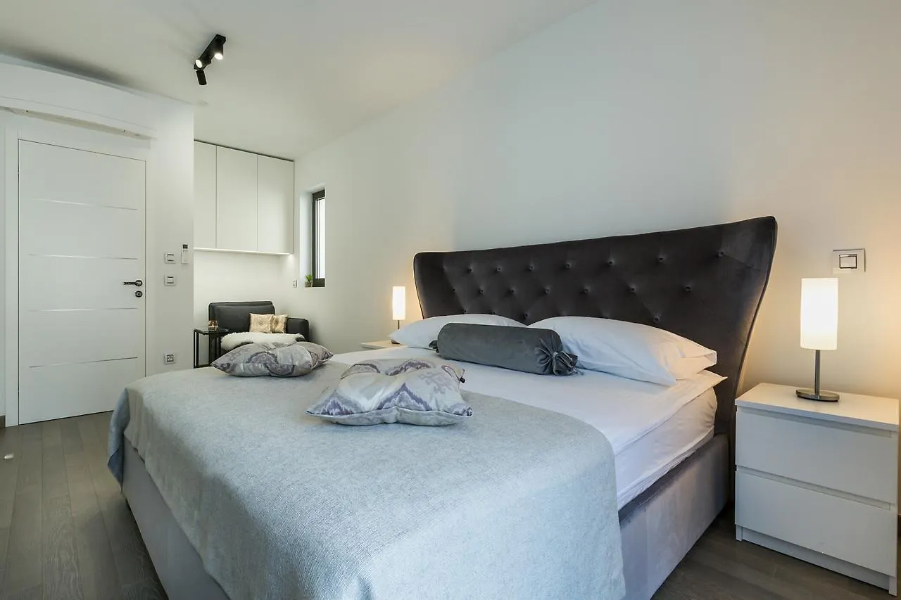 Shell Luxury Residences With Pool And Whirlpool Zadar 0*,  Croatia