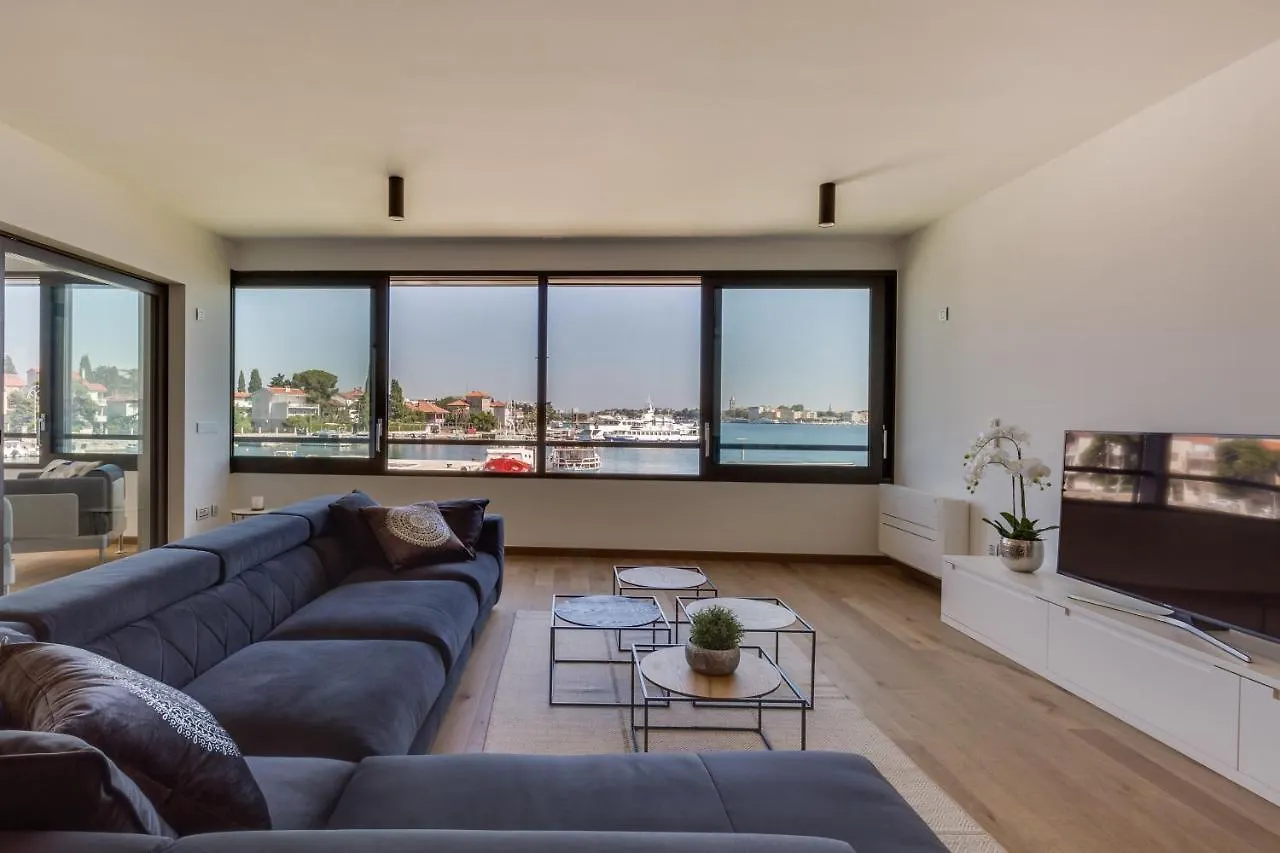 Shell Luxury Residences With Pool And Whirlpool Zadar 0*,
