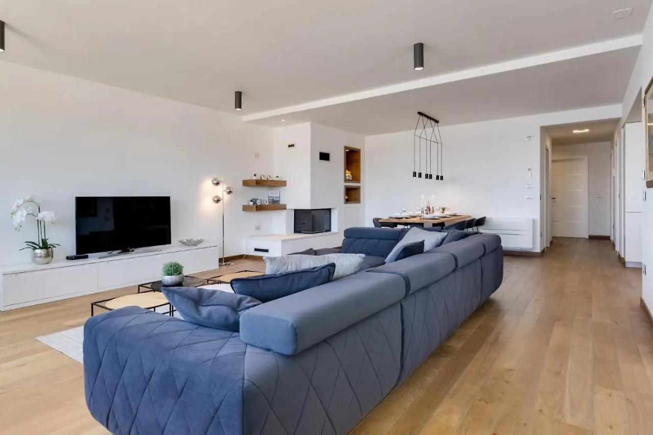 Shell Luxury Residences With Pool And Whirlpool Zadar 0*,  Kroatien