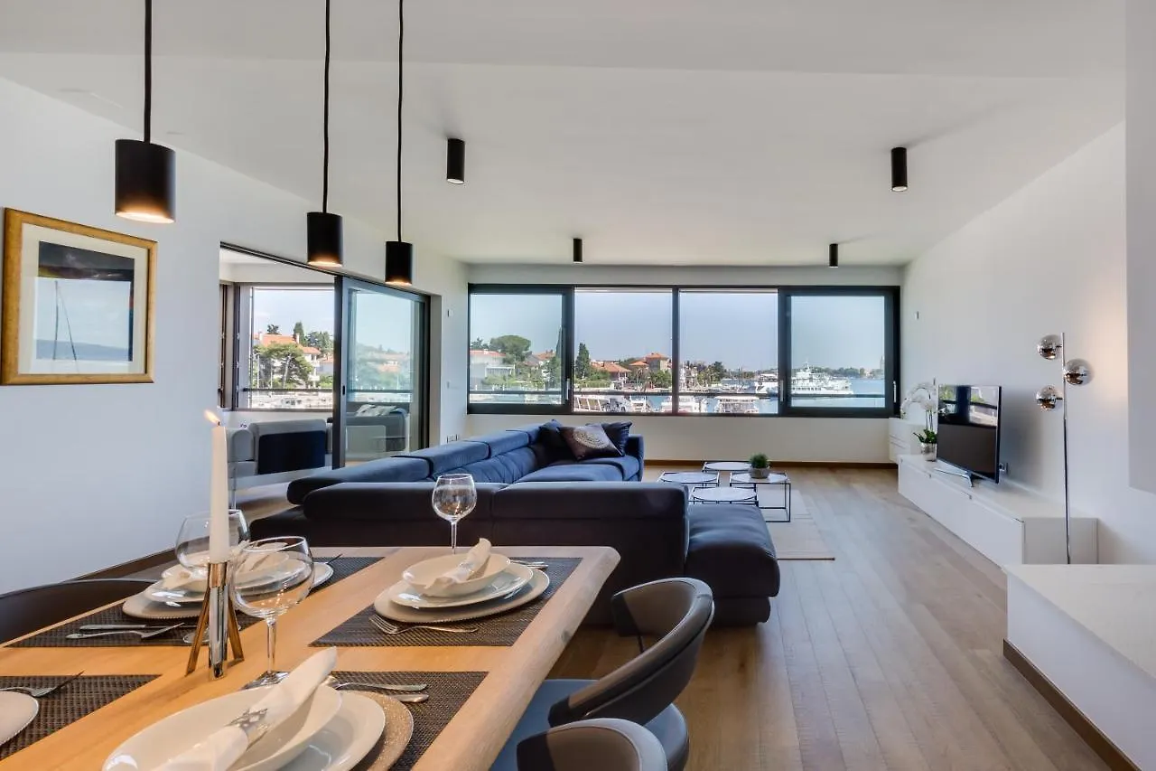 Shell Luxury Residences With Pool And Whirlpool Zadar 0*,