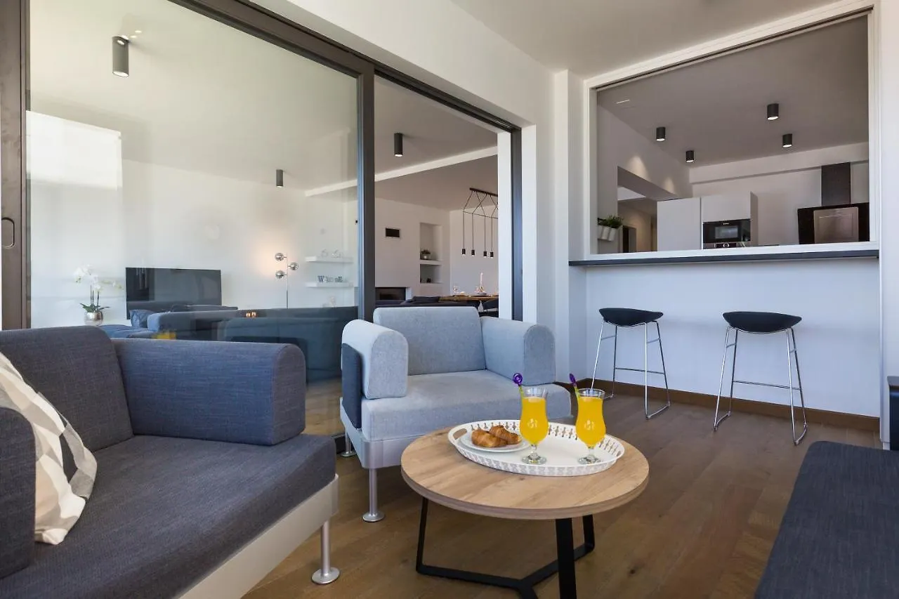 Apartment Shell Luxury Residences With Pool And Whirlpool Zadar